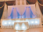Backdrop Size: 10'H x 20'W
